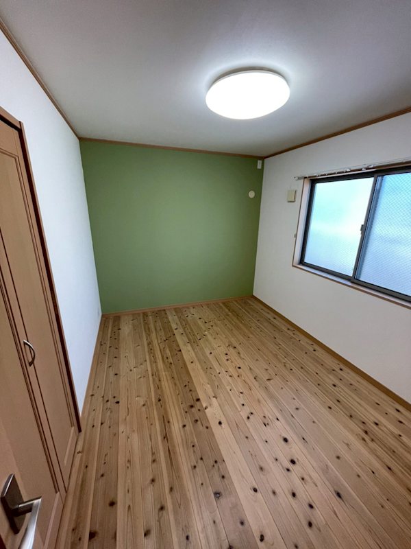 プチメゾン石坪町Ⅱ ベッドルーム