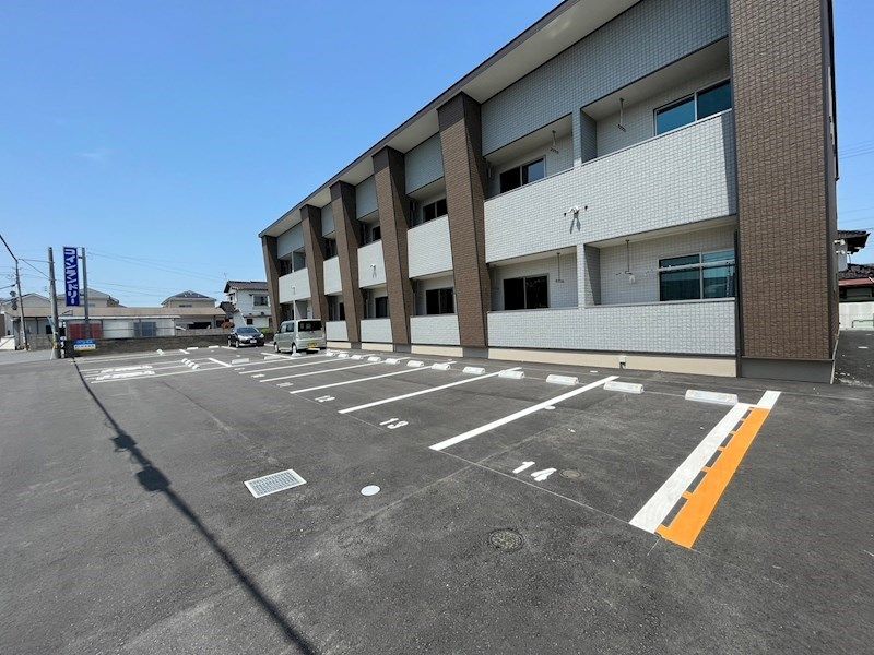アモル筑前 駐車場