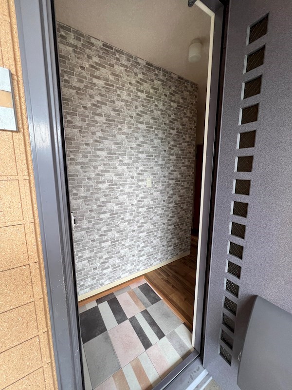 ヴェルデちぐさ　B 玄関