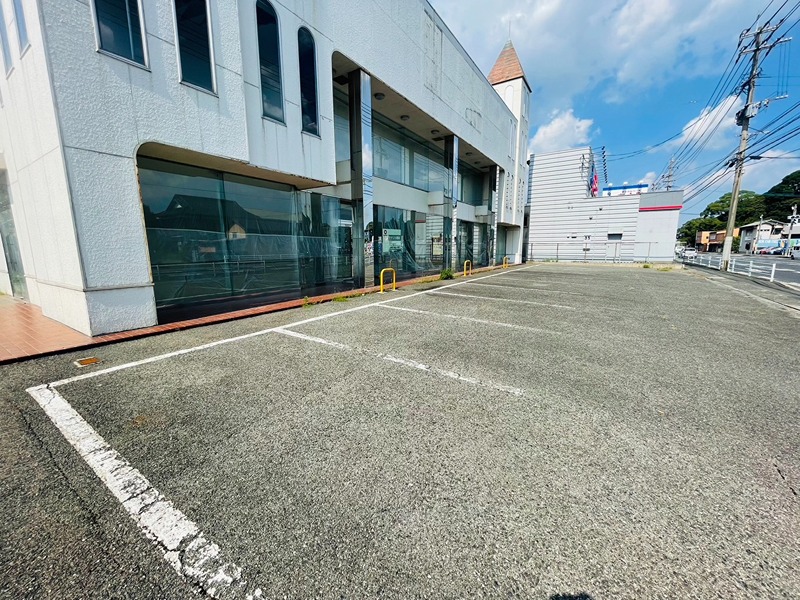 与原二丁目貸店舗 駐車場