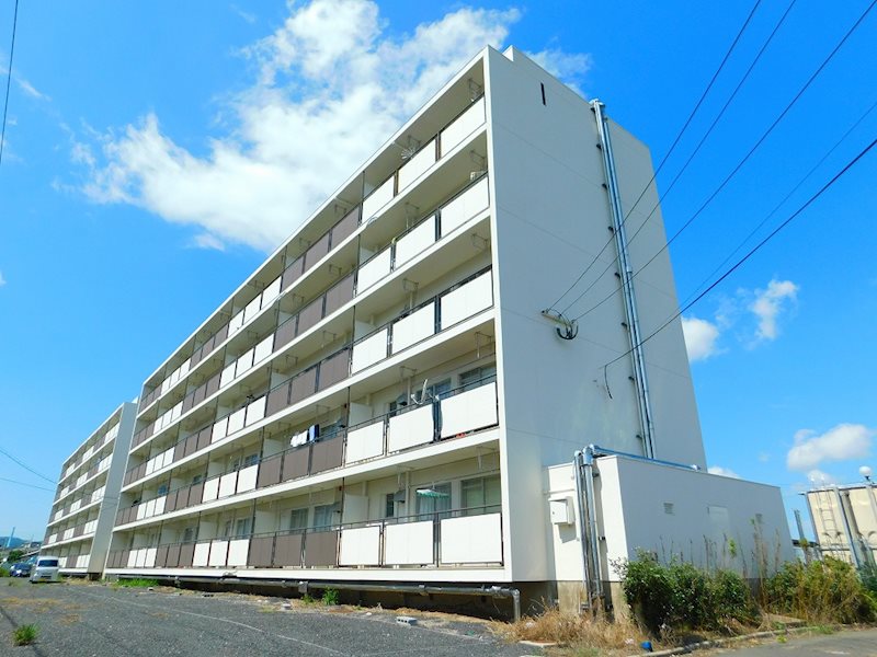 ヴィラナリー中間Ⅰ 2号棟 外観