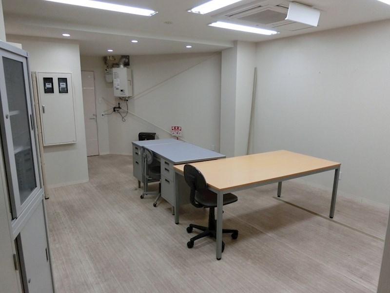 TOS BLD. No.5 リビング