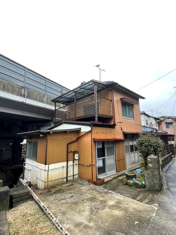 寺内三丁目2番貸家 外観