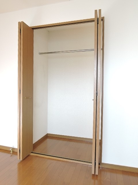 ロイヤルシティ本城 収納