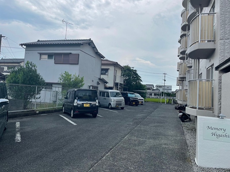 メモリー東貫 駐車場