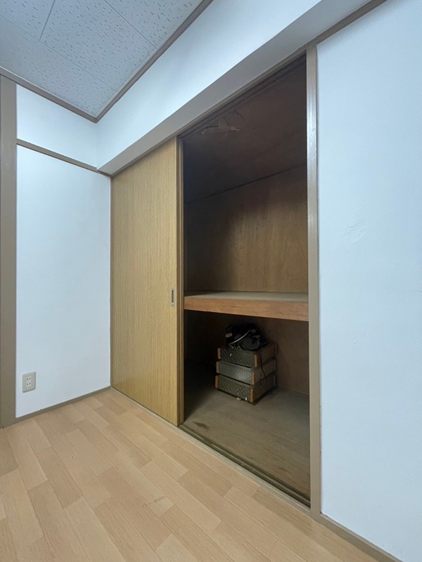 小住ビル 収納