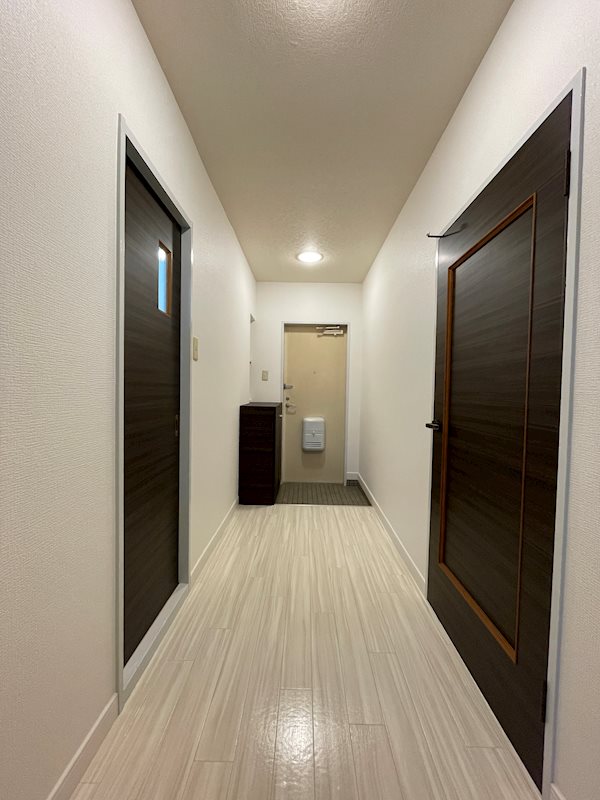 学園台ビル 玄関