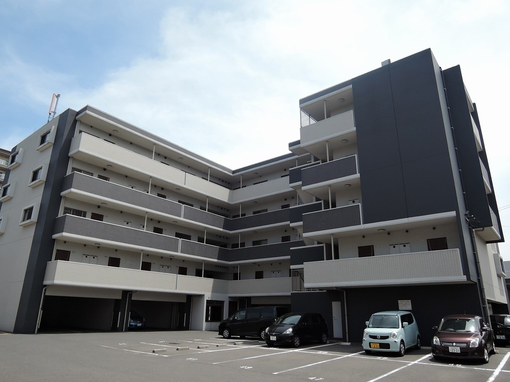 エミネント華里 外観