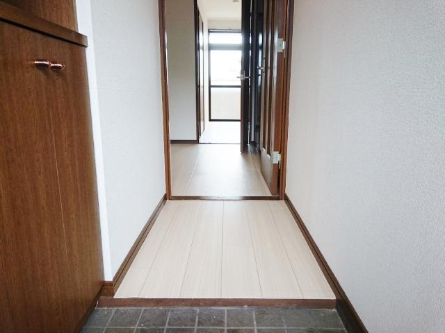 エトワール・ＨＡＮＤＡ壱番館 玄関