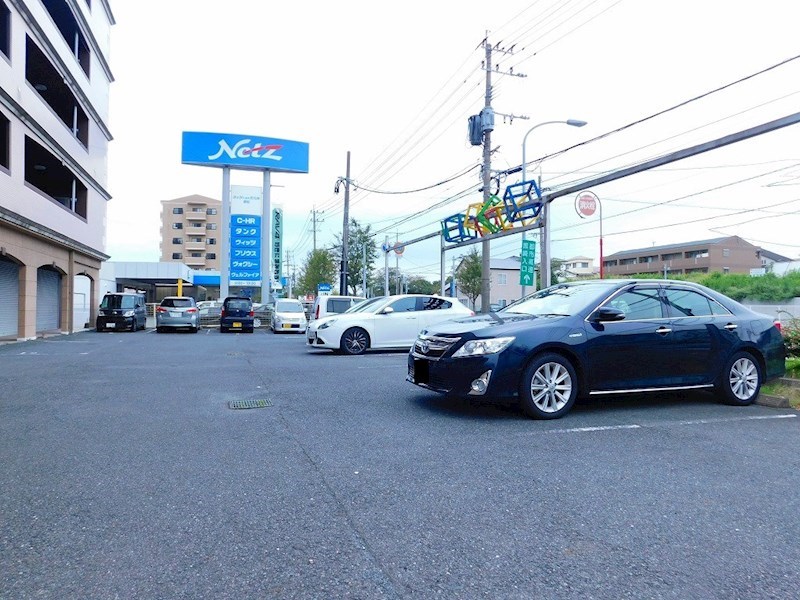 パラシオ二島 駐車場