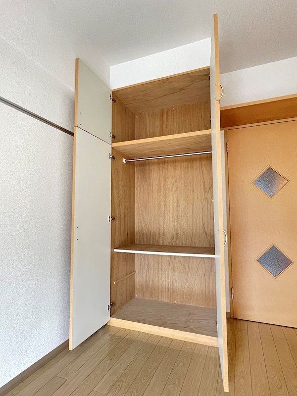 アリビオ八幡 収納