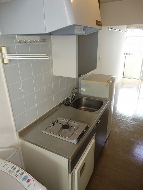 福岡県北九州市若松区高須南１丁目 リビング