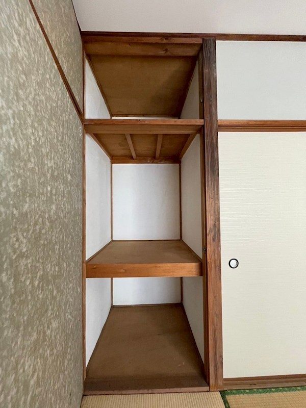 碇アパート 収納