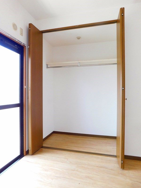 デニエ守恒 収納