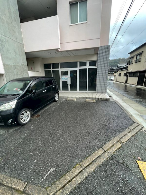 プチメゾン宮の町Ⅰ 駐車場