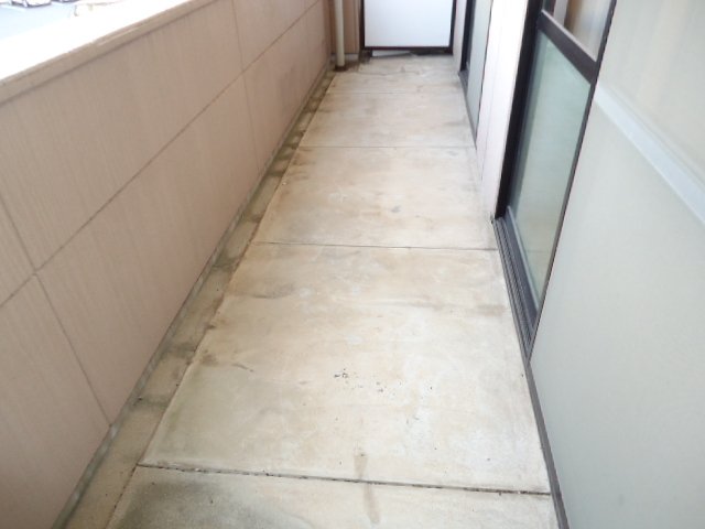 エトワール・ＨＡＮＤＡ壱番館 ベランダ