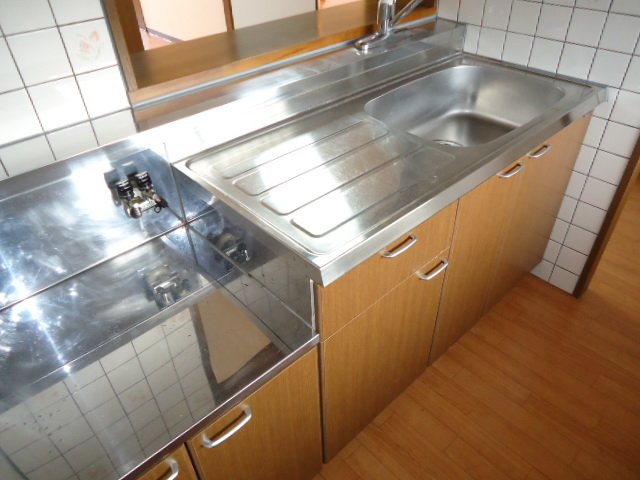 エトワール・ＨＡＮＤＡ壱番館 キッチン