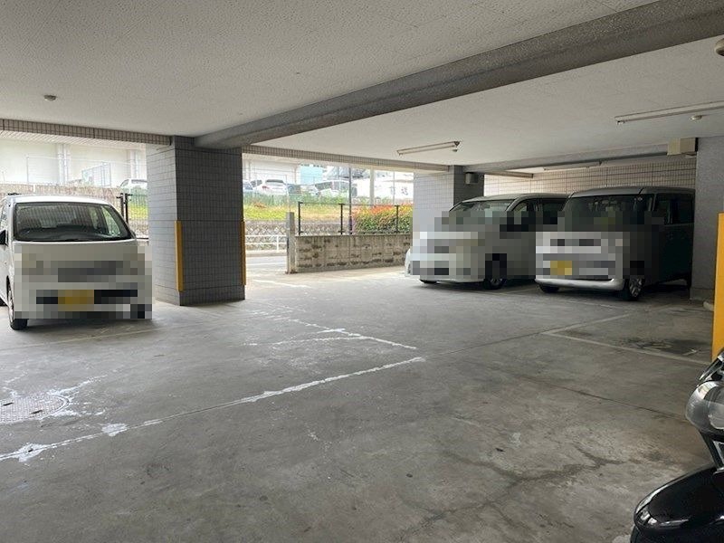 アルゴヴィラージュ八幡駅前 駐車場