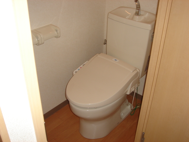 アメニティ徳力 シャワー付トイレ