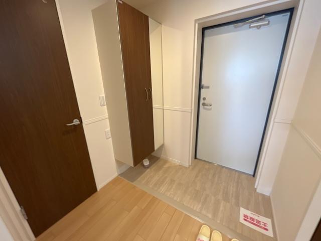 SHIZUKA　BLDG 玄関