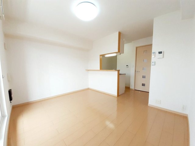 グリンデルハイム若園Ｃ リビング