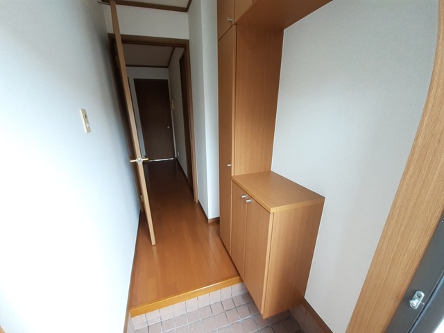 ダンケ吉志 玄関
