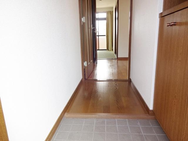 エトワール・ＨＡＮＤＡ壱番館 玄関