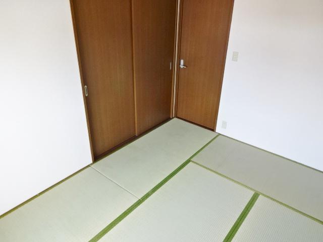 エトワール・ＨＡＮＤＡ壱番館 和室