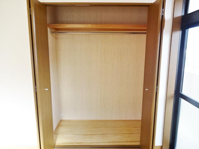 エトワール・ＨＡＮＤＡ壱番館 クローゼット