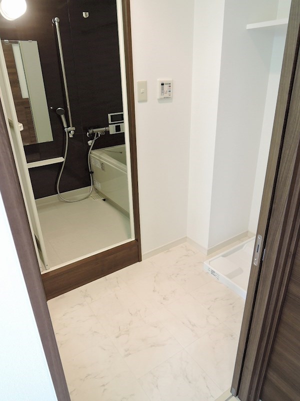 THE SQUARE Suite Residence 洗面所