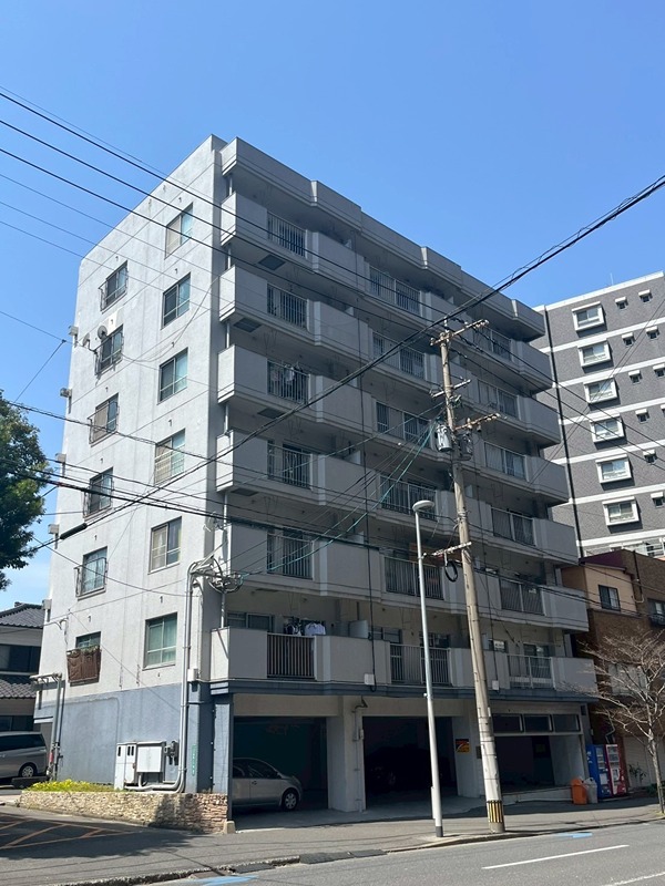 ファーストライフ大手町 外観