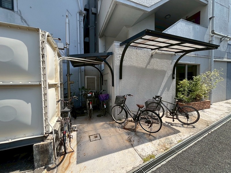 ファーストライフ大手町 駐車場