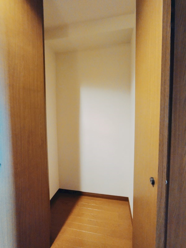 ギャラン吉野町 収納