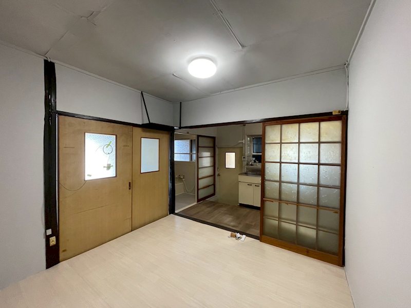中尾二丁目6番長屋 リビング