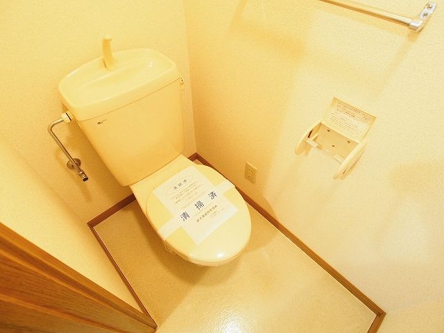 ソレアード本城Ａ トイレ