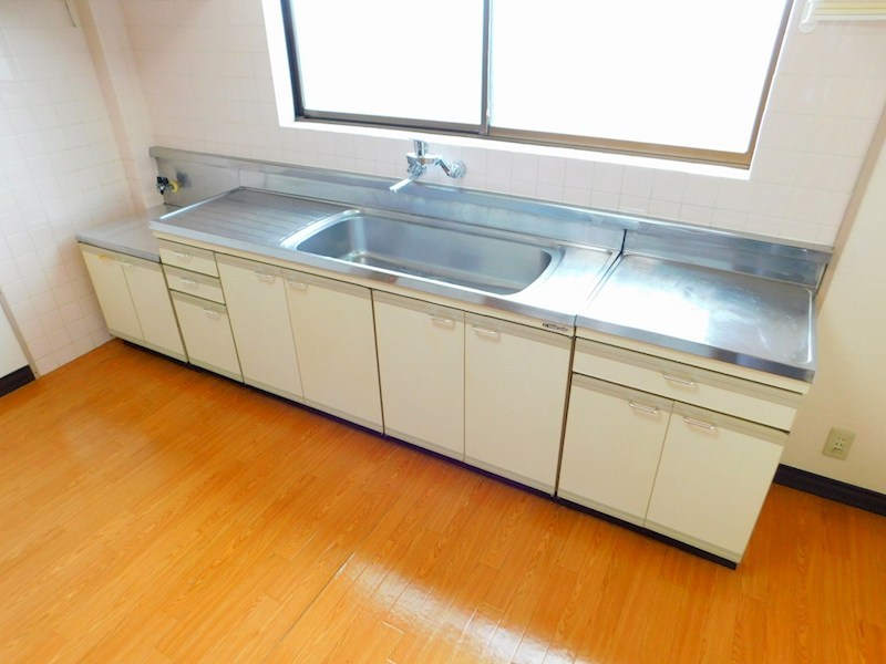 グローヴ行橋Ｂ棟 ※同タイプの部屋の写真です。