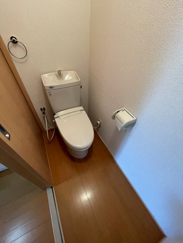 グリーンテラスアミーズ3部屋貸し トイレ