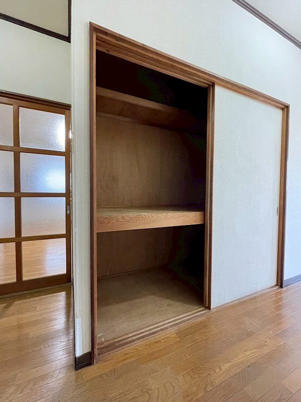片野二丁目２番貸家 収納