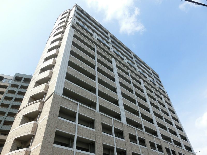 リード大手町 外観