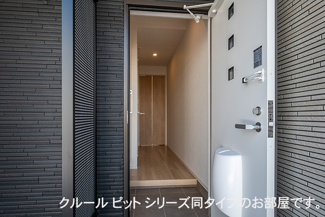 グローリア・ヒデ　Ａ 玄関