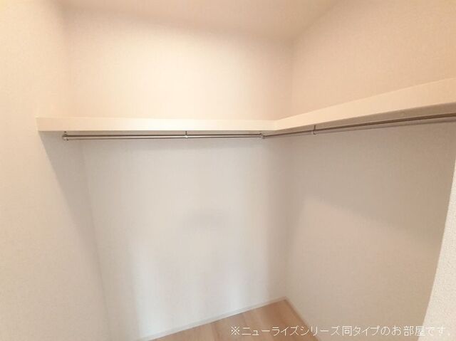メゾン　ド　ジュネス　Ⅲ 収納