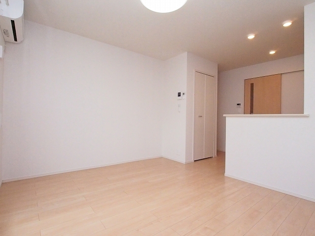ランドコア田町Ⅱ リビング