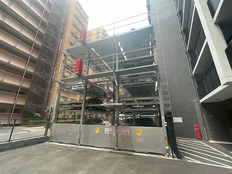 オーヴィジョンQULAS小倉金田 駐車場