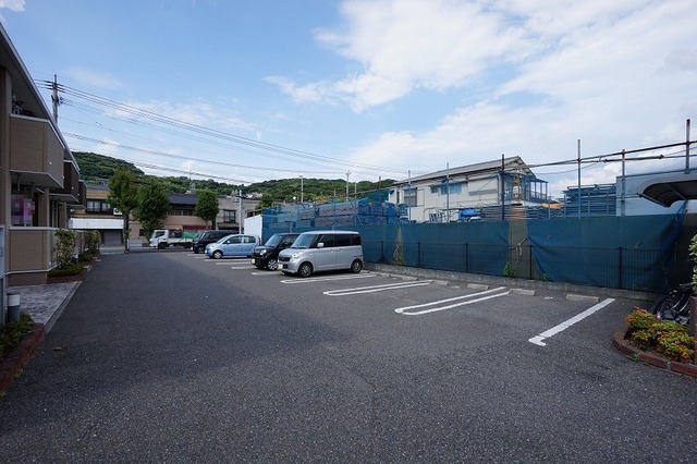 セレーノ洞海 駐車場
