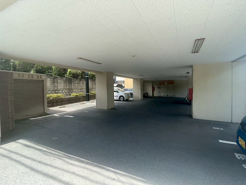 SANBOX大浦 駐車場