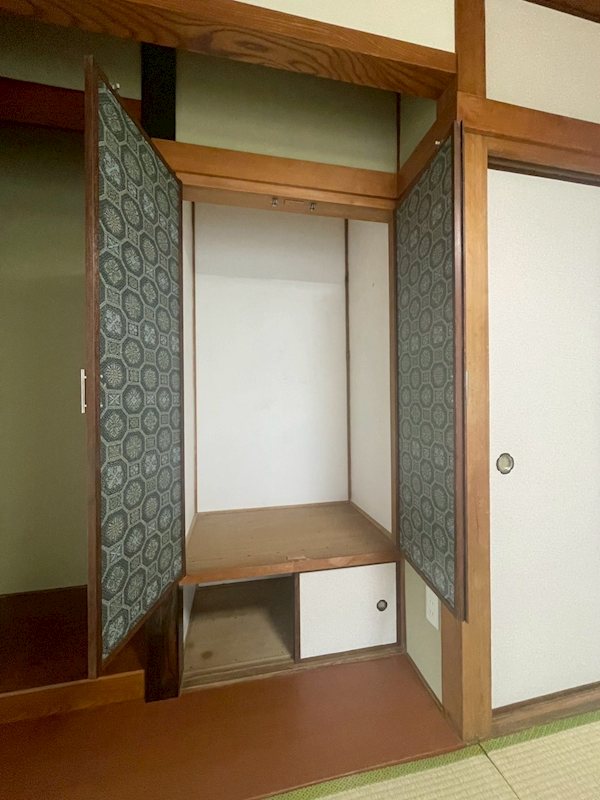 原町別院11番貸家 収納