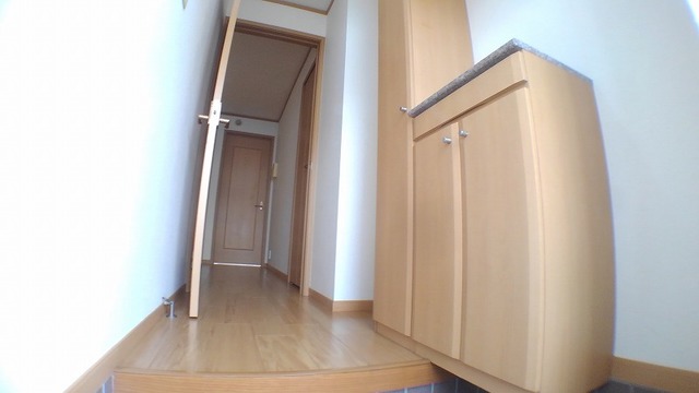 ソレアード中曽根Ａ 玄関