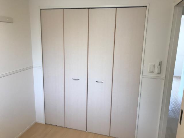 ディモーラ 収納
