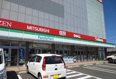 メゾンタウルスⅢ ファミリーマートまで650m