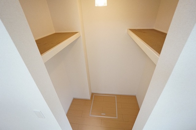 カルム岩瀬 収納